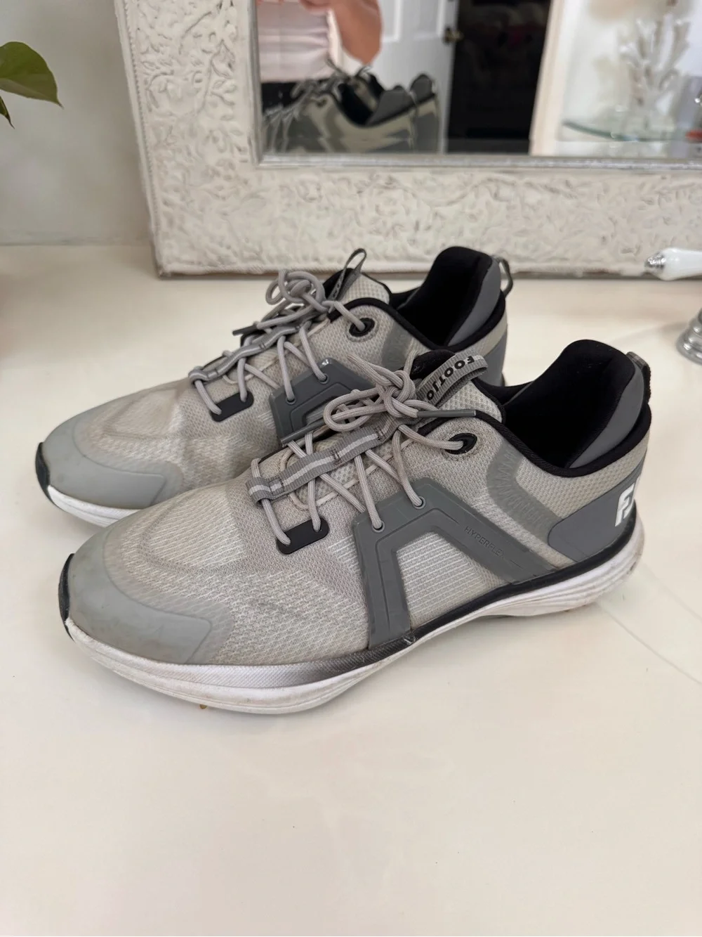FootJoy HyperFlex Men’s Golf Shoes Gray White Spiked Wide Size 8W FJ